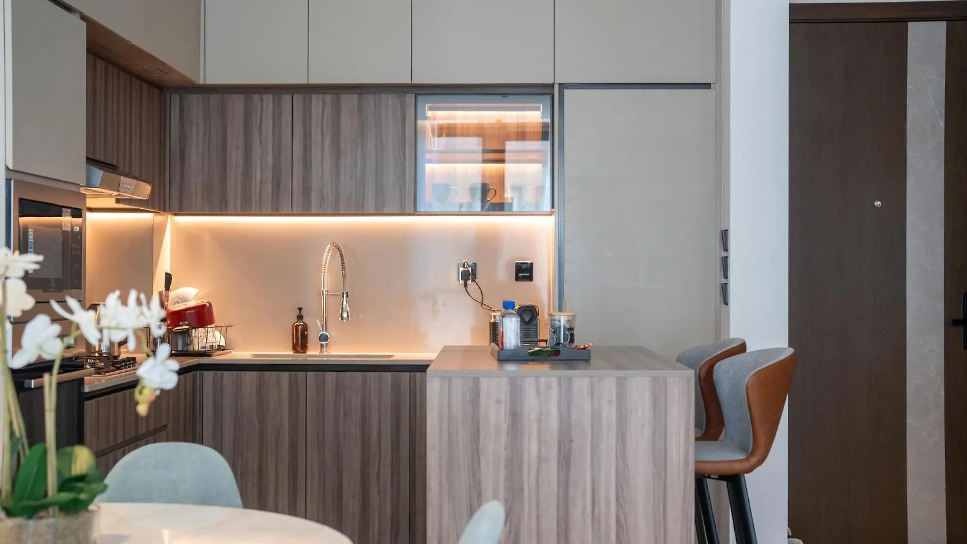 Comfy 1Br W Cinema Room Business Centre Pool Table And Sauna Dubai 0*,