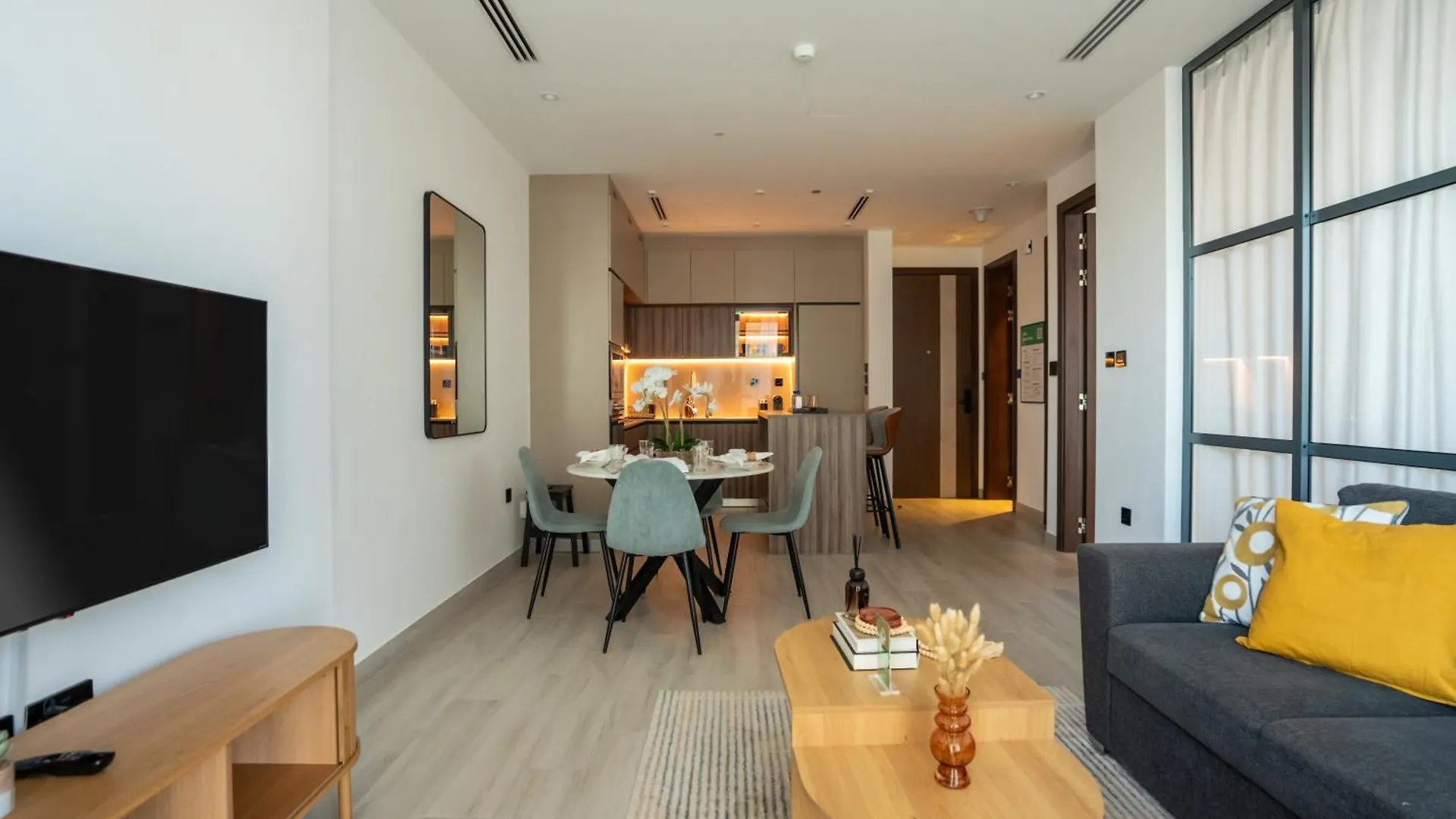 Apartment Comfy 1Br W Cinema Room Business Centre Pool Table And Sauna Dubai United Arab Emirates