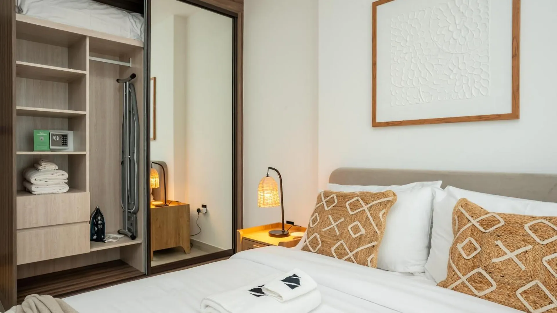Apartment Comfy 1Br W Cinema Room Business Centre Pool Table And Sauna Dubai