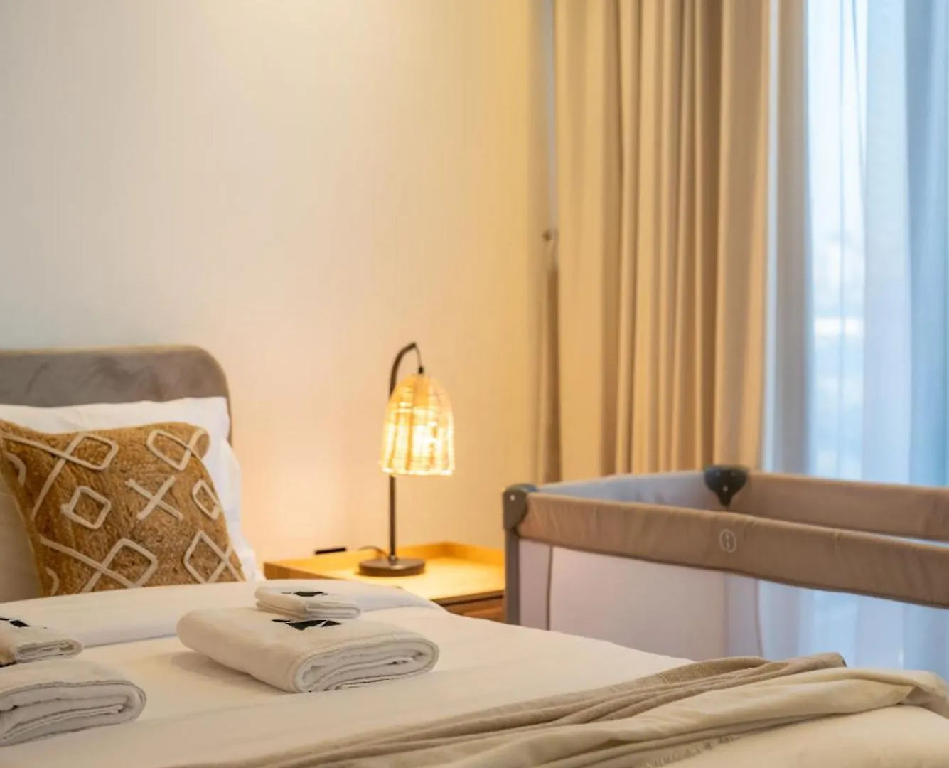 Comfy 1Br W Cinema Room Business Centre Pool Table And Sauna Dubai
