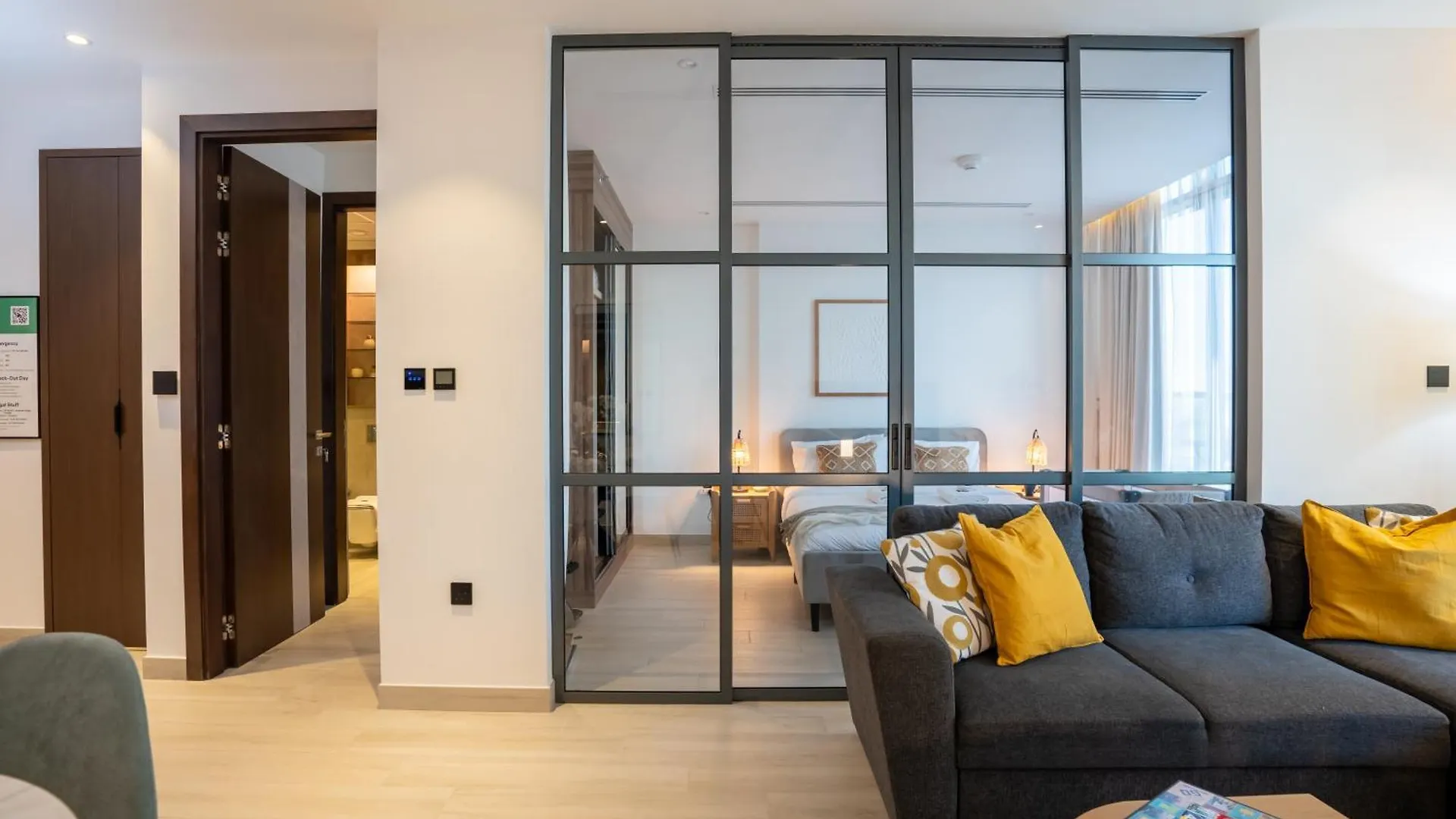 Comfy 1Br W Cinema Room Business Centre Pool Table And Sauna Dubai