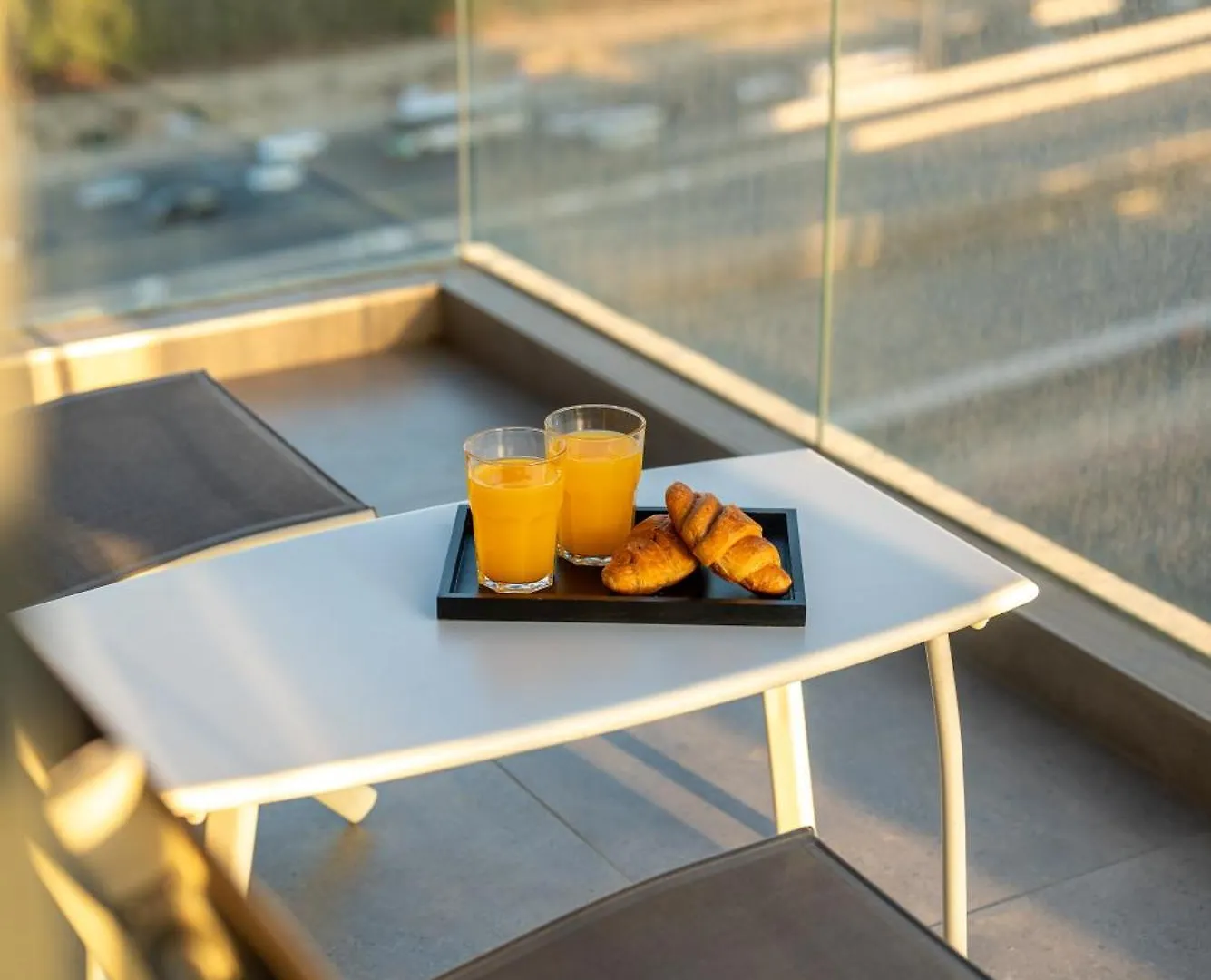 Comfy 1Br W Cinema Room Business Centre Pool Table And Sauna Dubai Apartment